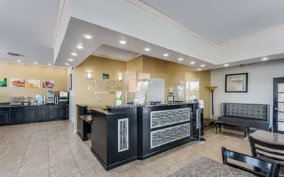 Photo 4 - Quality Inn & Suites Hot Springs-Lake Hamilton