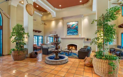Photo 4 - Quality Suites Downtown San Luis Obispo