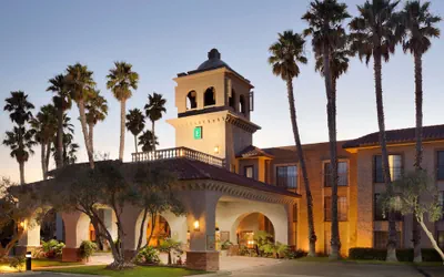 Photo 2 - Embassy Suites by Hilton Lompoc Central Coast