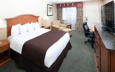 Photo 5 - Red Lion Inn & Suites Missoula