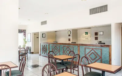 Photo 4 - Quality Inn Marianna South