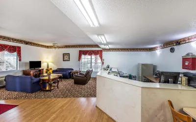Photo 3 - Econo Lodge Inn & Suites Albany North