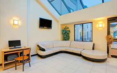 Photo 3 - Days Inn by Wyndham Parsippany