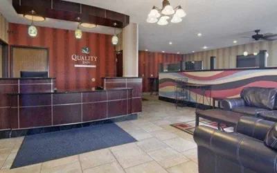 Photo 5 - Quality Inn & Suites Mankato East