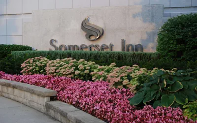Photo 2 - Somerset Inn, WorldHotels Distinctive