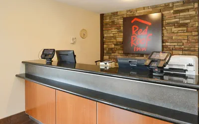 Photo 2 - Red Roof Inn Indianapolis - Greenwood