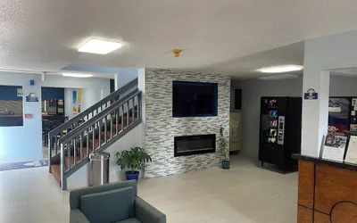 Photo 4 - Days Inn by Wyndham Muncie -Ball State University