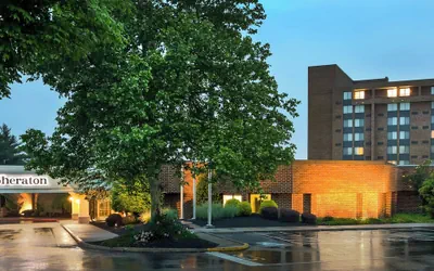 Photo 2 - Sheraton Harrisburg Hershey Hotel