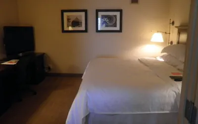Photo 5 - Sheraton Harrisburg Hershey Hotel