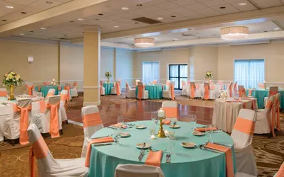 Photo 4 - Sheraton Harrisburg Hershey Hotel