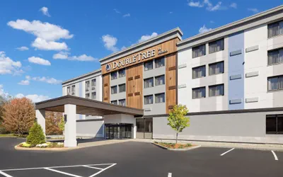 Photo 2 - DoubleTree by Hilton Downtown Concord