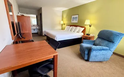 Photo 2 - Americas Best Value Inn St. Ignace