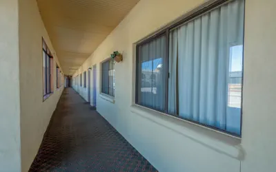 Photo 5 - Royal Holiday Motel By Belvilla Gallup I-40