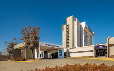 Photo 2 - DoubleTree by Hilton Washington DC North/Gaithersburg