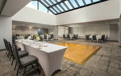 Photo 5 - Sheraton Hartford Hotel at Bradley Airport