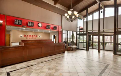 Photo 4 - Ramada by Wyndham Spokane Airport
