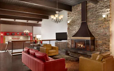 Photo 5 - Ramada by Wyndham Spokane Airport
