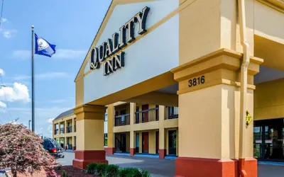 Photo 2 - Quality Inn Tanglewood