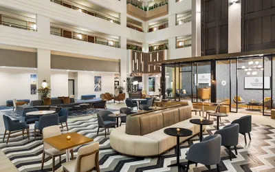 Photo 5 - Sheraton Suites Chicago O'Hare