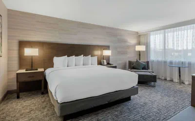 Photo 5 - DoubleTree by Hilton Birmingham Perimeter Park