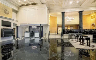 Photo 4 - Courtyard by Marriott Boston Downtown