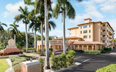 Photo 2 - Inn of Naples, Tapestry Collection by Hilton