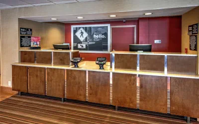 Photo 4 - Hampton Inn Raleigh/Cary