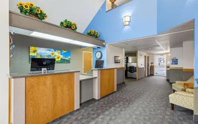 Photo 4 - Days Inn by Wyndham Great Falls