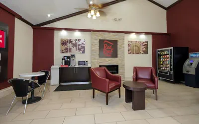 Photo 3 - Red Roof Inn New Orleans - Westbank