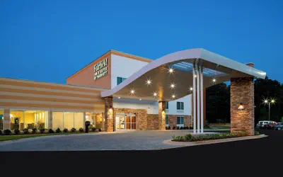 Photo 2 - Fairfield Inn and Suites by Marriott Batesville
