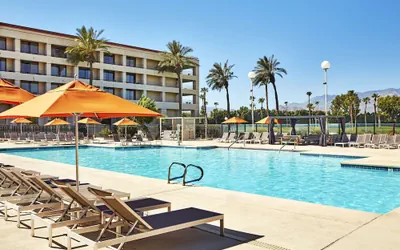 Photo 2 - DoubleTree by Hilton Hotel Golf Resort Palm Springs