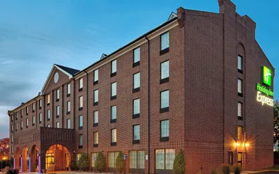 Photo 2 - Holiday Inn Express - Harrisburg East by IHG