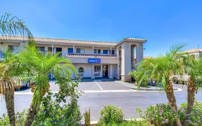 Motel 6 Menifee, CA