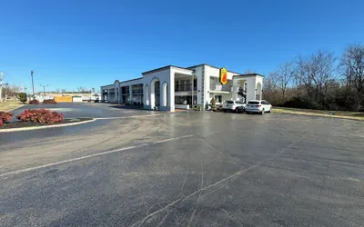 Photo 2 - Super 8 by Wyndham Knoxville West/Farragut
