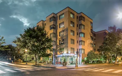 Photo 2 - Capitol Hill Hotel