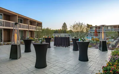 Photo 5 - Holiday Inn Oxnard – Ventura by IHG