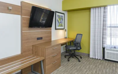 Photo 4 - Holiday Inn Express Southington by IHG