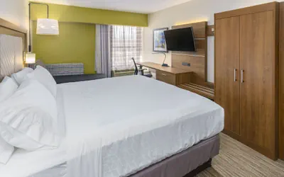Photo 5 - Holiday Inn Express Southington by IHG
