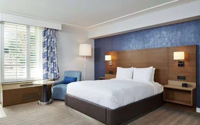 Photo 4 - DoubleTree by Hilton Torrance - South Bay
