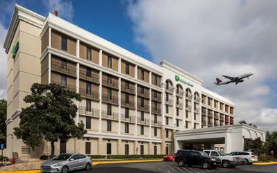 Photo 2 - Holiday Inn Express Atlanta Airport - College Park by IHG