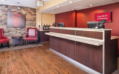 Photo 5 - Red Roof Inn Merrillville