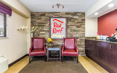 Photo 3 - Red Roof Inn PLUS+ Nashville North - Goodlettsville