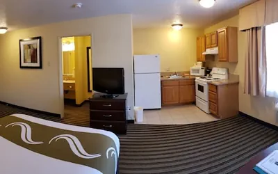 Photo 4 - Quality Inn & Suites Vancouver - Hazel Dell