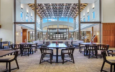 Photo 4 - Embassy Suites by Hilton Detroit Metro Airport