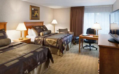 Photo 4 - Bismarck Hotel and Conference Center