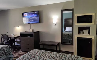 Photo 5 - Days Inn by Wyndham Southaven MS