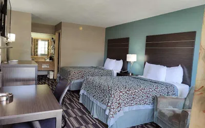 Photo 4 - Days Inn by Wyndham Southaven MS