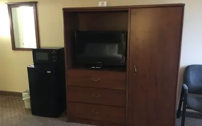 Photo 4 - Med City Inn & Suites - Mayo Clinic Area
