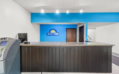 Photo 3 - Days Inn by Wyndham Fond du Lac