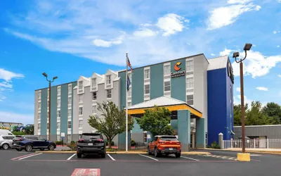 Photo 2 - Comfort Inn & Suites Staunton